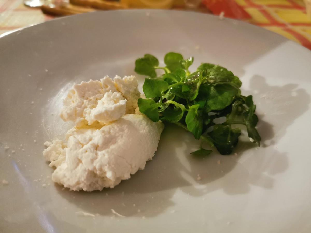 Albergo Ristorante Centro Vico Canavese Dış mekan fotoğraf