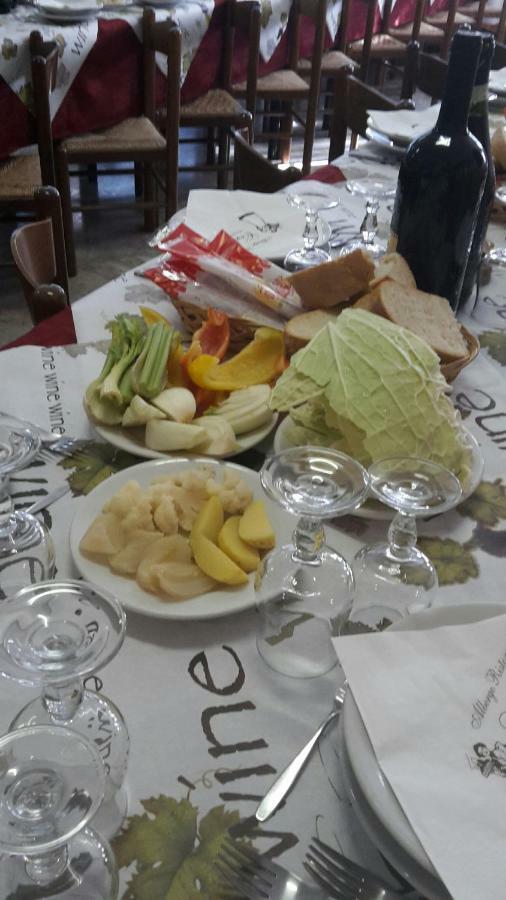 Albergo Ristorante Centro Vico Canavese Dış mekan fotoğraf