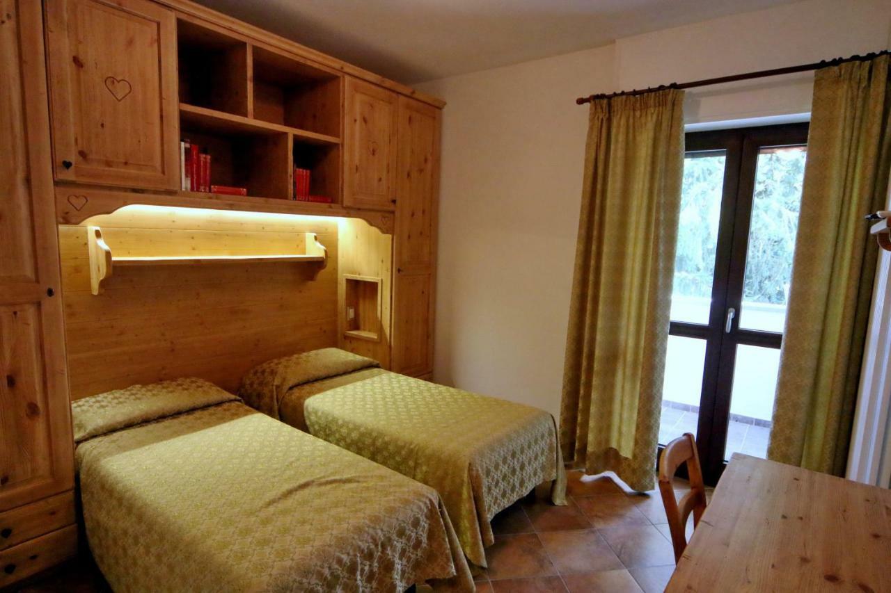Albergo Ristorante Centro Vico Canavese Dış mekan fotoğraf